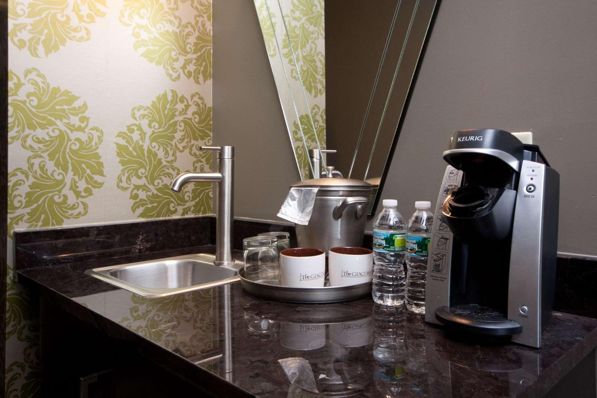 The Giacomo, Ascend Hotel Collection Niagarawatervallen Buitenkant foto