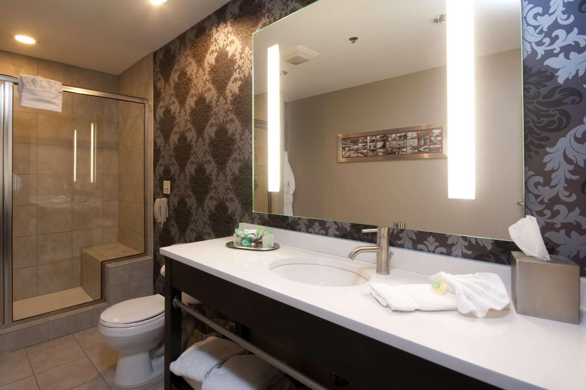The Giacomo, Ascend Hotel Collection Niagarawatervallen Buitenkant foto